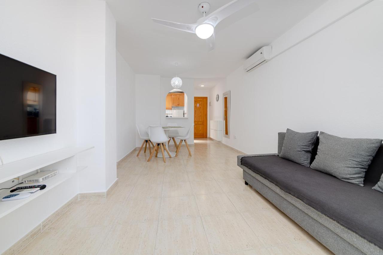 Casa Godisa Apartment Torrevieja Bagian luar foto