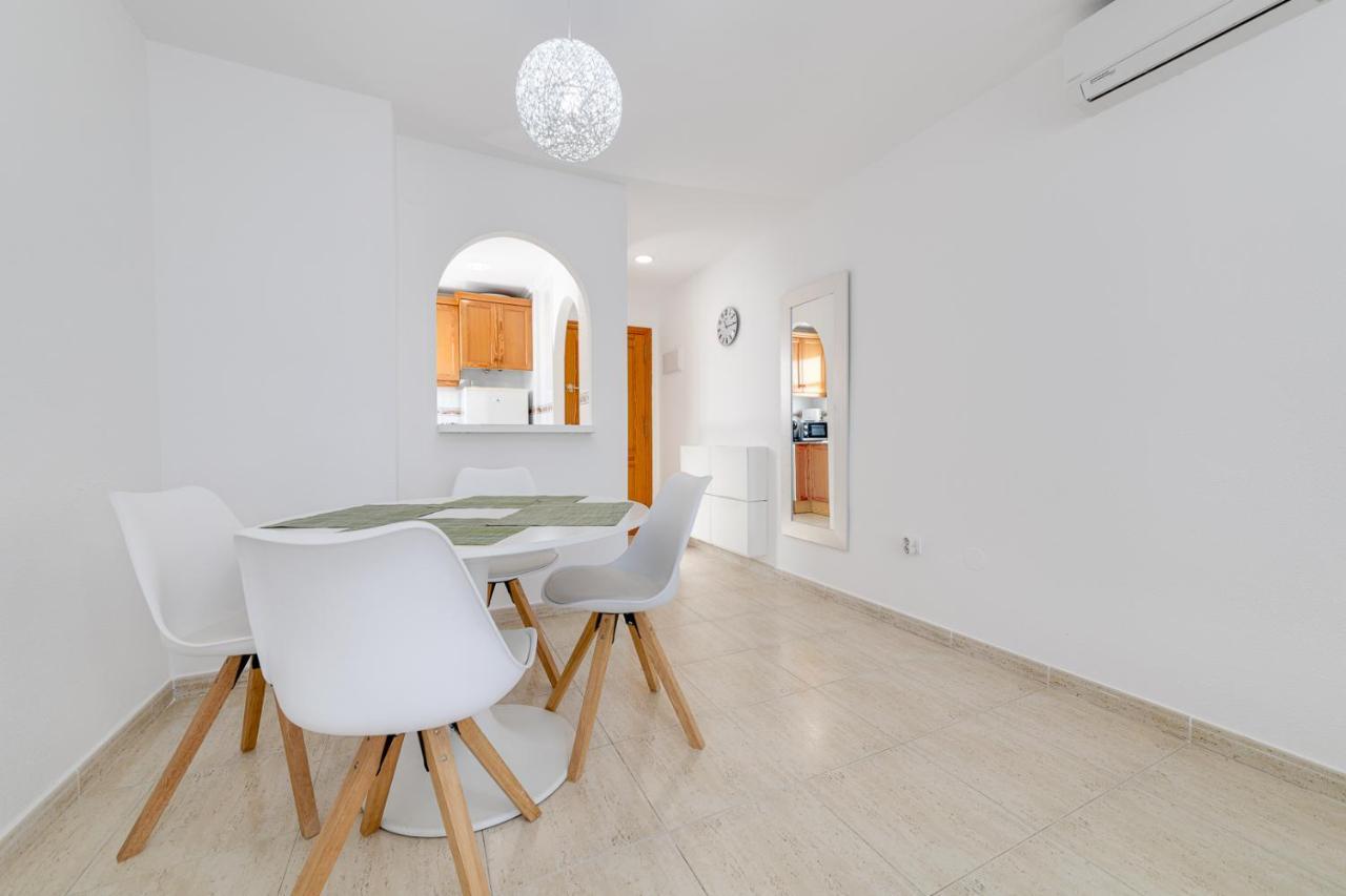 Casa Godisa Apartment Torrevieja Bagian luar foto