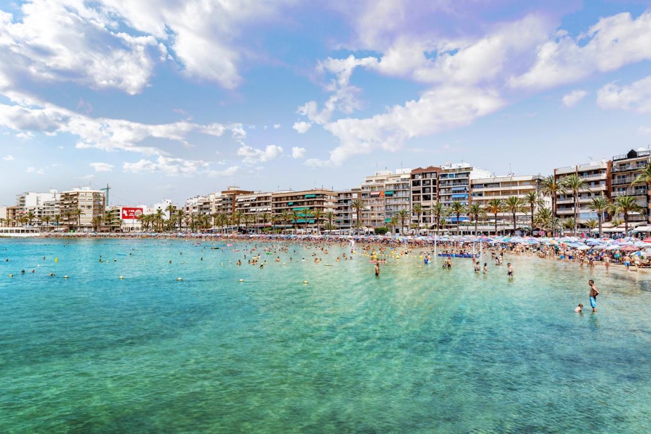 Casa Godisa Apartment Torrevieja Bagian luar foto