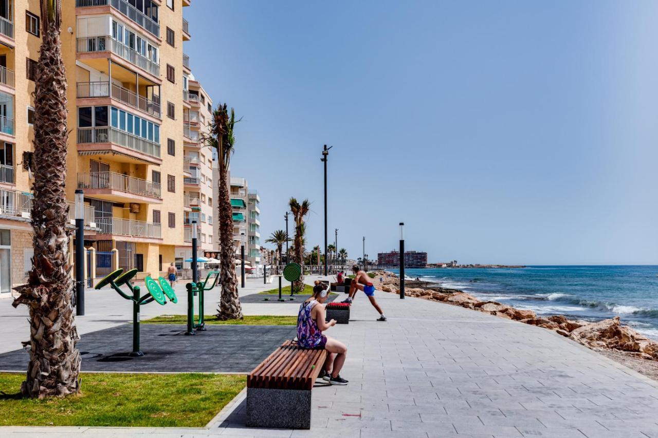 Casa Godisa Apartment Torrevieja Bagian luar foto